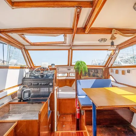 Guestready - Corleone Boat In Parque Nacoes Apartmán